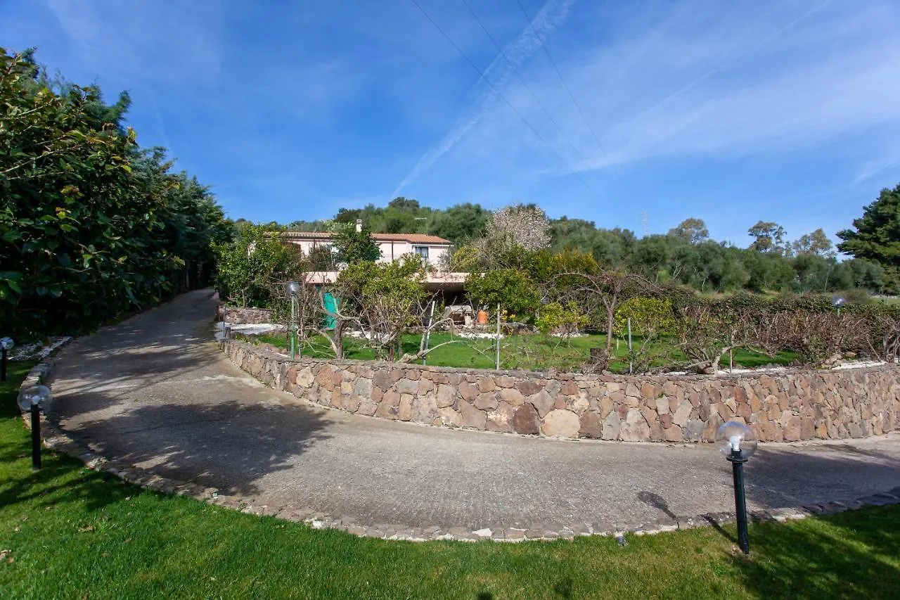 Residenza Le Magnolie Villa Orosei 0*,